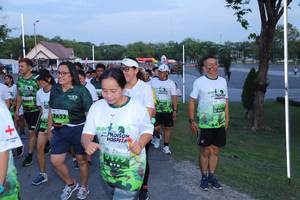 BIB: 
                            <button type="button" onclick="openModal(3627736)" class="btn btn-primary btn-sm float-right btn-popup" data-toggle="modal" data-target=".modal-high-quality">
                        <i class="fas fa-shopping-cart"></i> Add to Cart
                    </button>
                                            <button type="button" onclick="isThisMe(3627736, true)" class="btn btn-success btn-sm float-right btn-popup btn-isme hidden" data-toggle="tooltip" data-placement="bottom" title="นี่คือรูปของคุณใช่ไหม คลิกที่นี่เพื่อเอาเข้าอัลบั้ม">
                        <i class="fas fa-plus"></i> Add to album
                    </button>
                    <button type="button" onclick="isThisMe(3627736, false)" class="btn btn-warning btn-sm float-right btn-popup btn-isnotme hidden">
                        <i class="fas fa-ban"></i> Remove from album
                    </button>